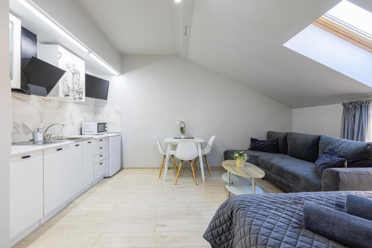Telšiai Dharma Stay Apartamentai מראה חיצוני תמונה