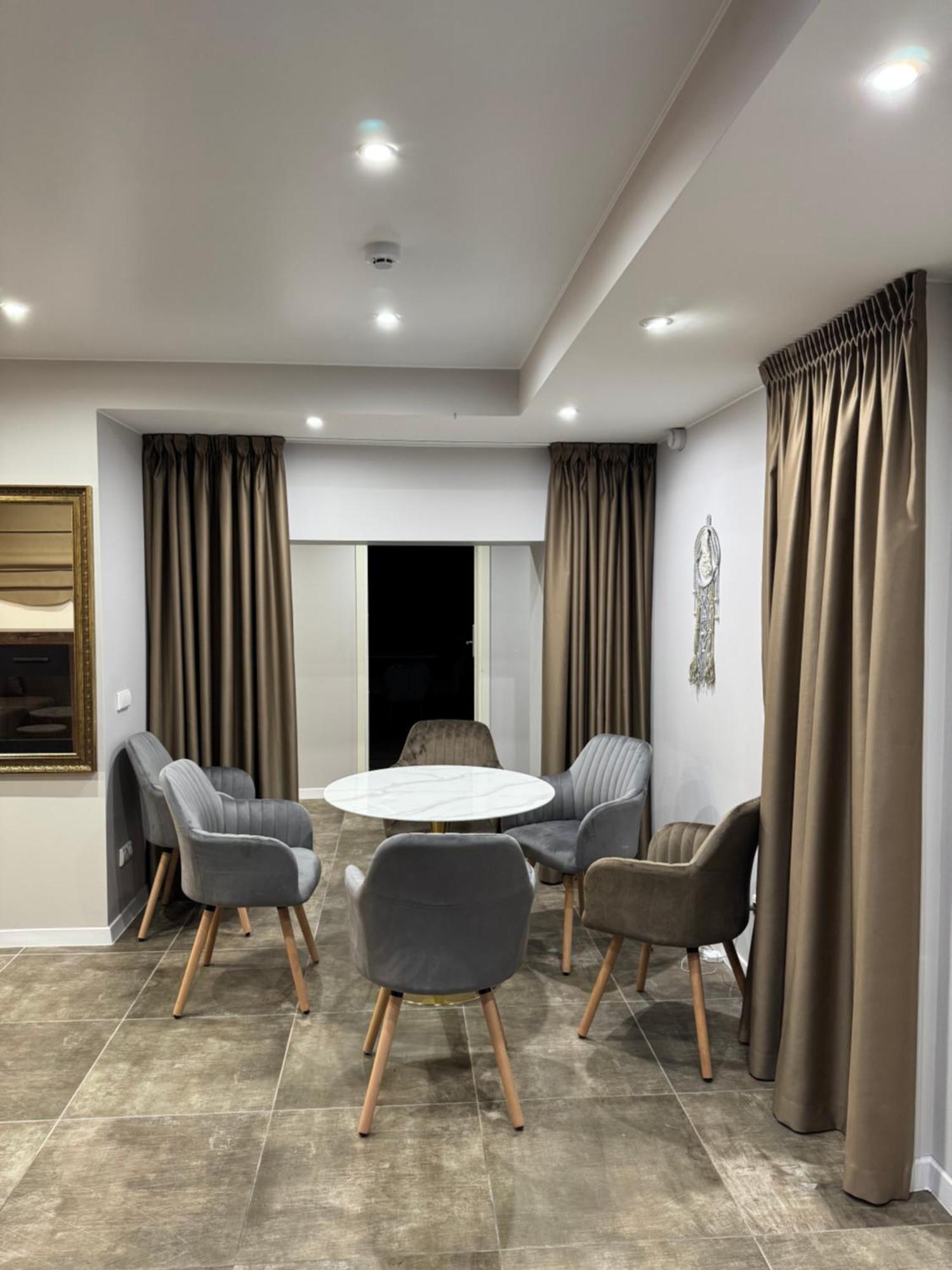 Telšiai Dharma Stay Apartamentai מראה חיצוני תמונה